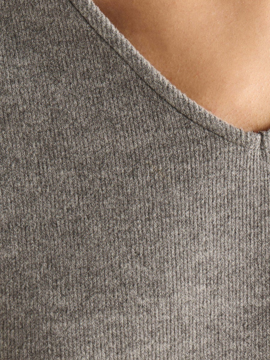 Textured V Neck Top