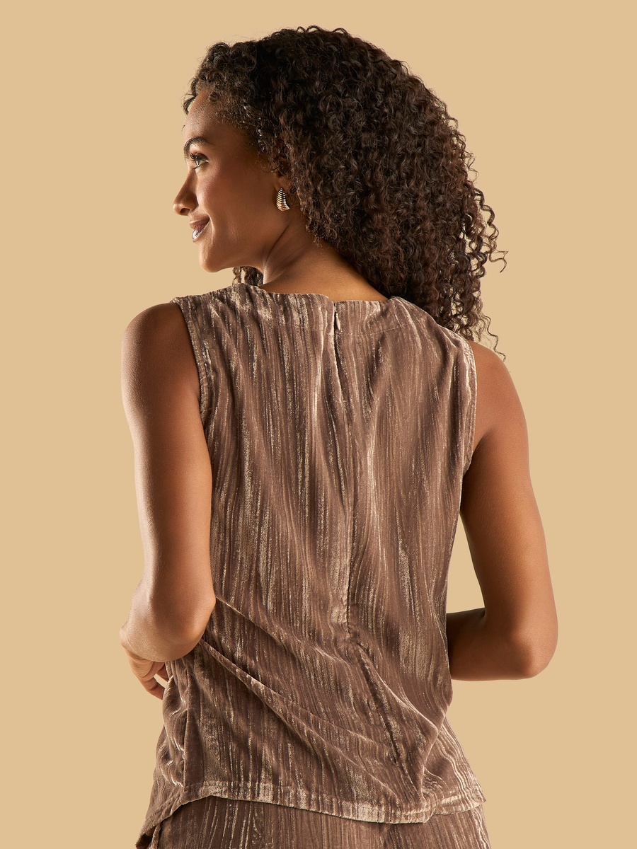 Plisse Top with Metal Trim