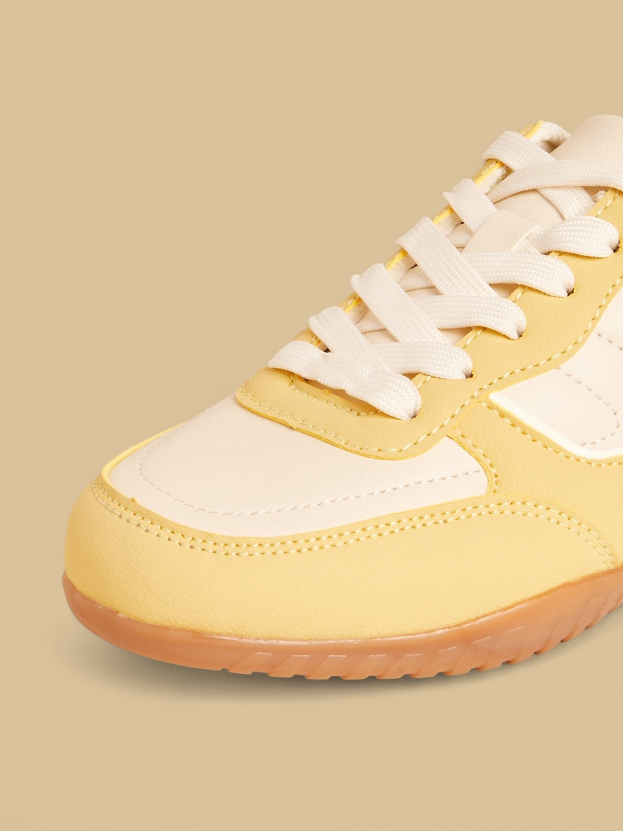 Panelled Lace-Up Sports Shoes