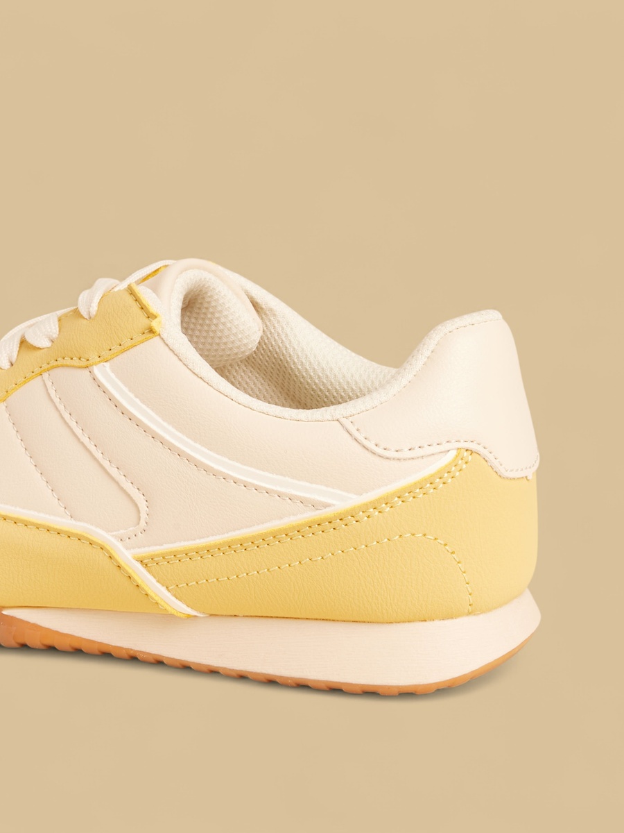 Panelled Lace-Up Sports Shoes