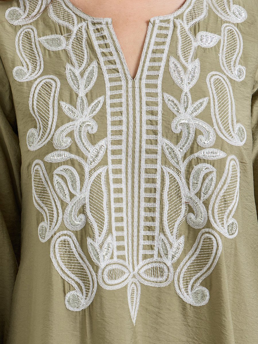 Green Embroidered Yoke Notch Neck Jalabiya