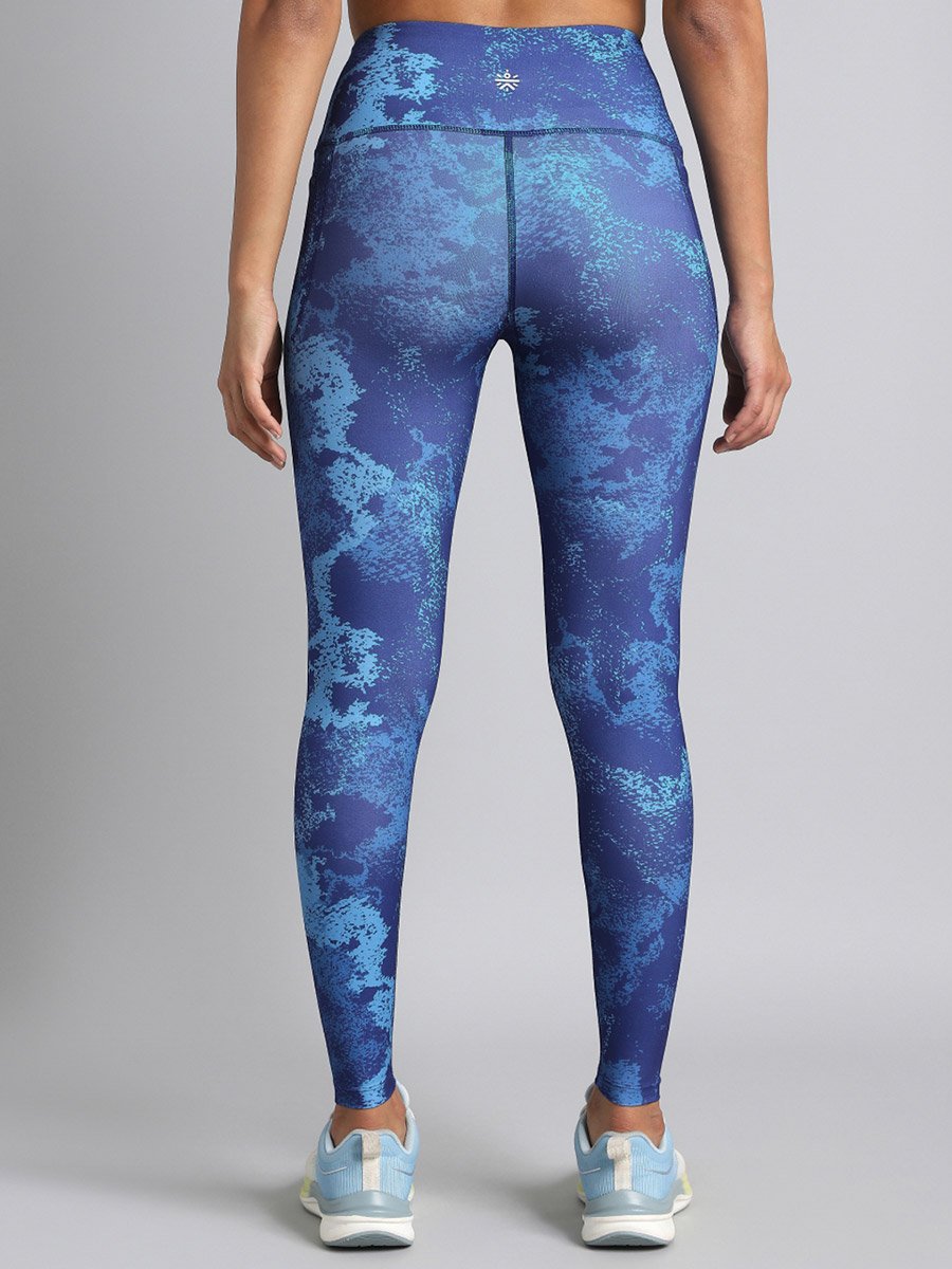 Women Blue Printed Train All Day Leggings