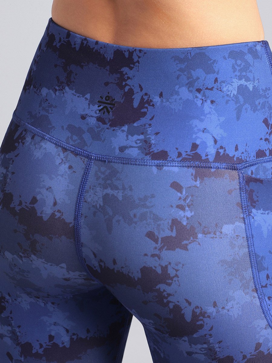 Women Blue Printed Performance Leggings