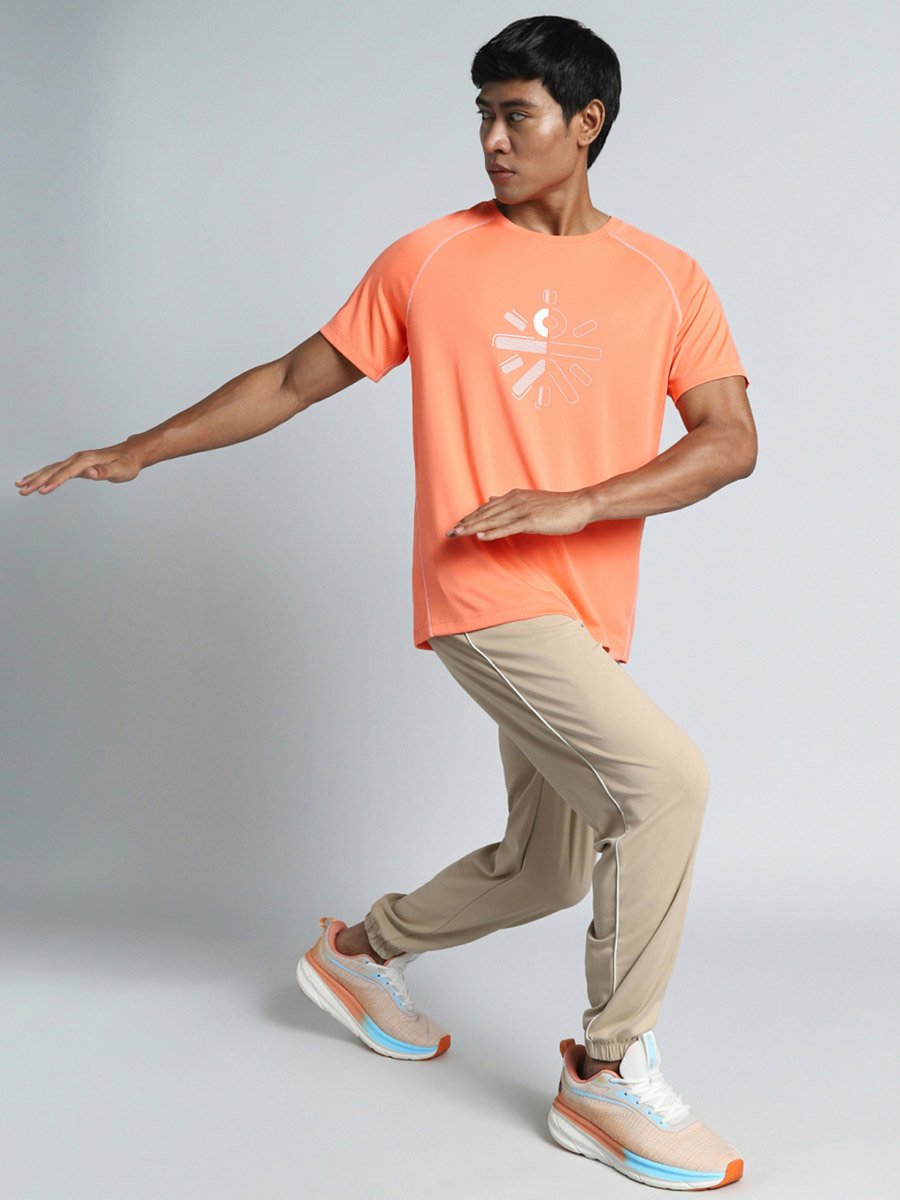 Men Raglan Sleeves Performance T-Shirt