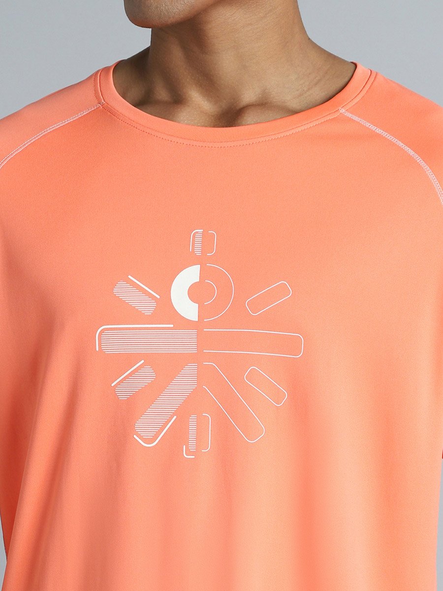 Men Raglan Sleeves Performance T-Shirt
