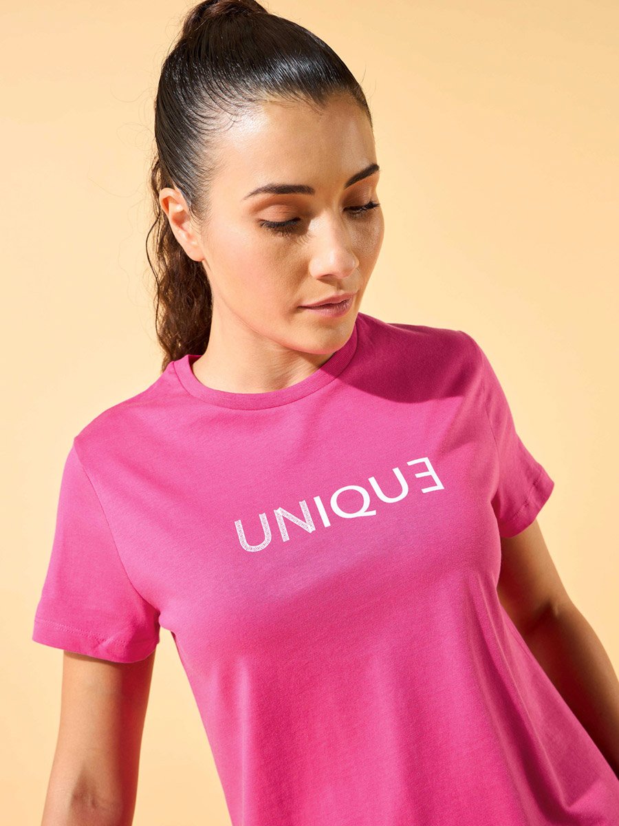 Women Pink I Am Unique Print T-Shirt