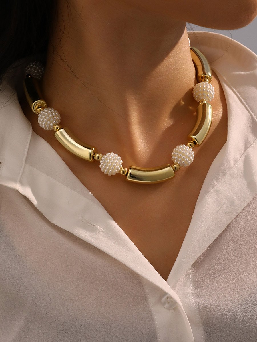 Faux Pearl Gold Tone Necklace