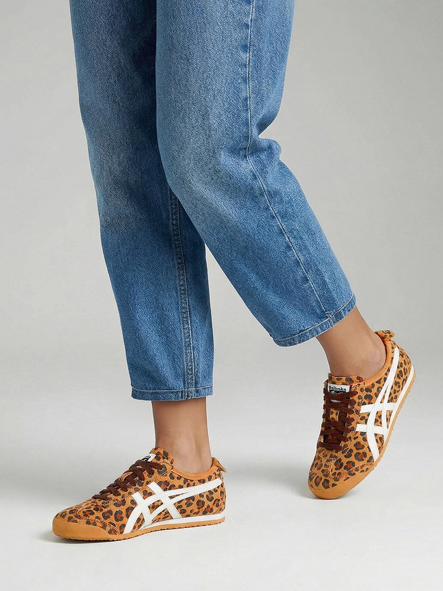 Women Leopard Print Lace Up Sneakers