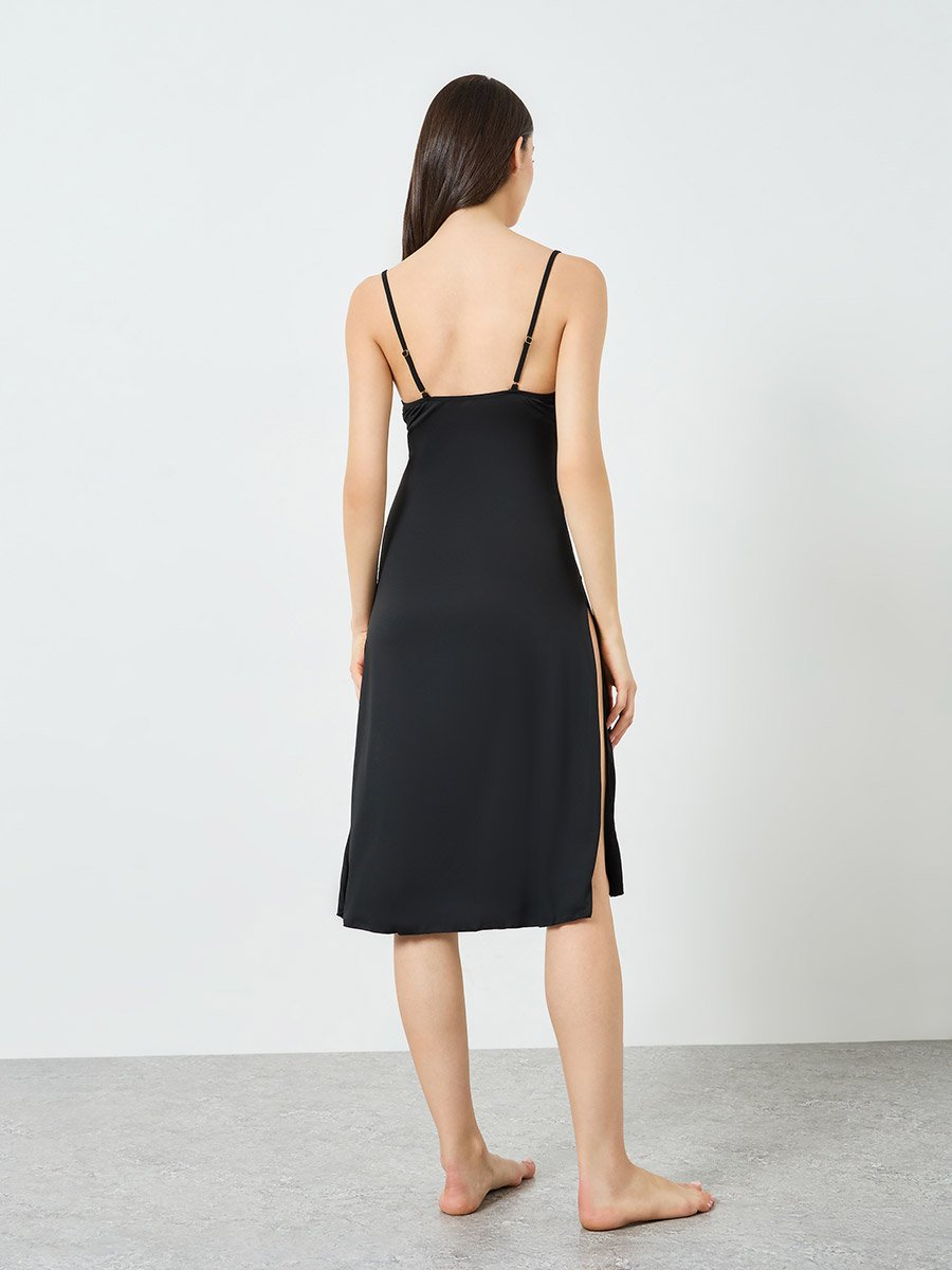 Black Lace Trim Cami Slip Dress For Women at Bahrain | Styli Black Lace Trim Cami Slip Dress For Women at Bahrain | Styli