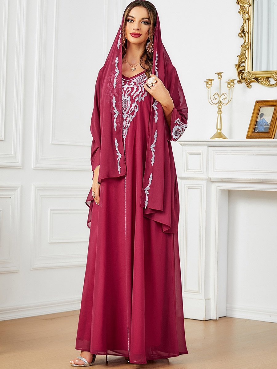 جلابية نسائية مطرزة مع حجاب