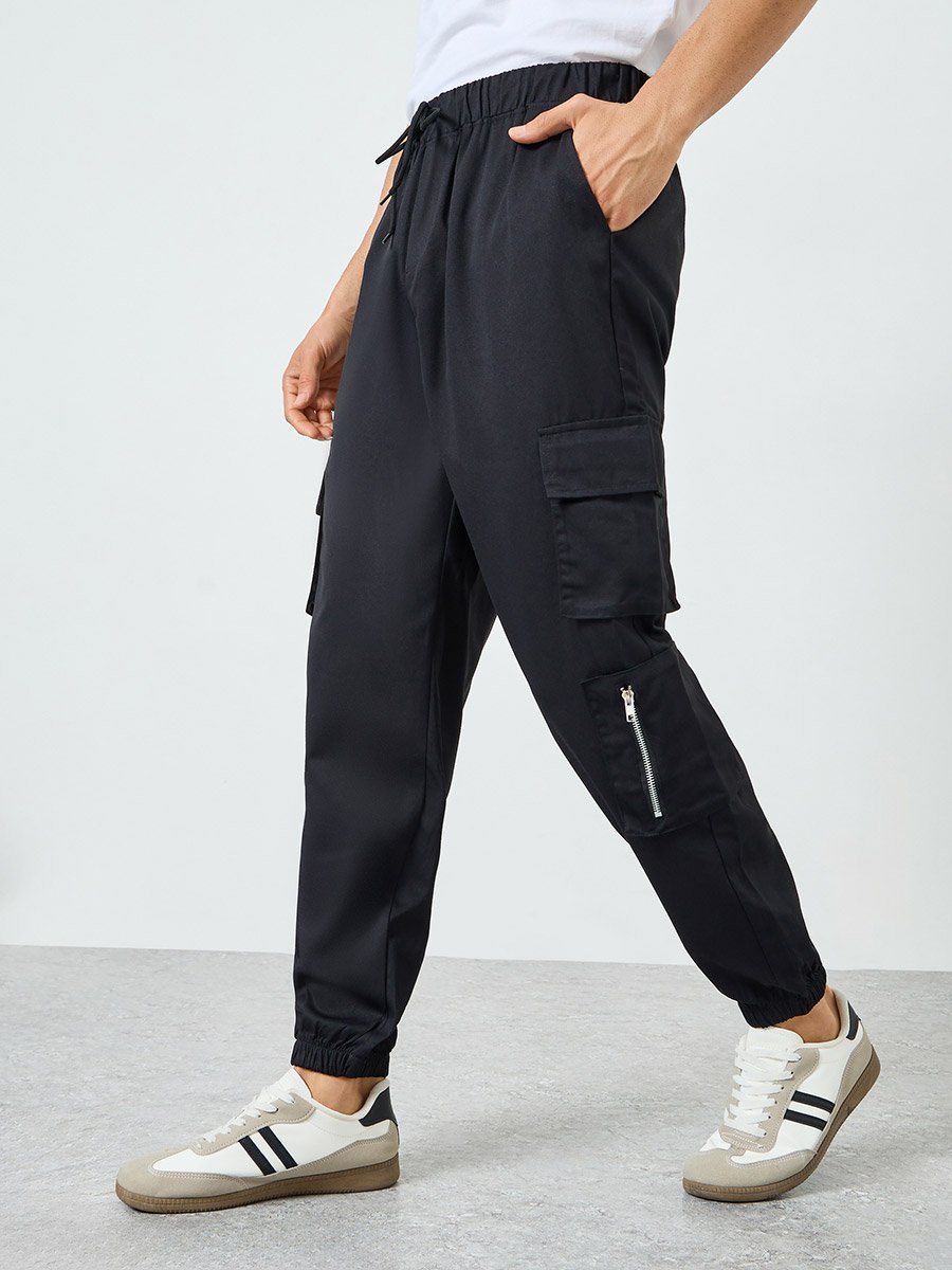 Men Black Relaxed Fit Cargo Pants