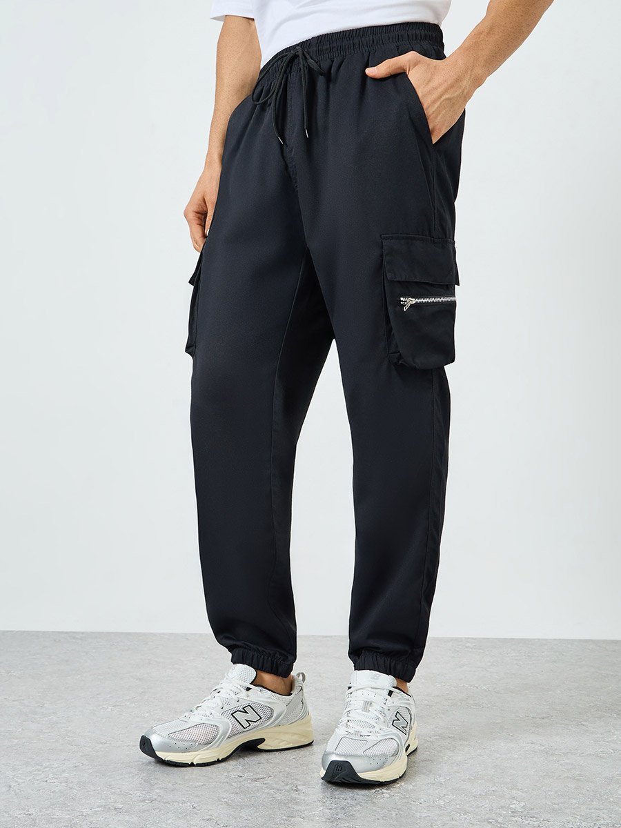 Men Black Relaxed Fit Cargo Pants