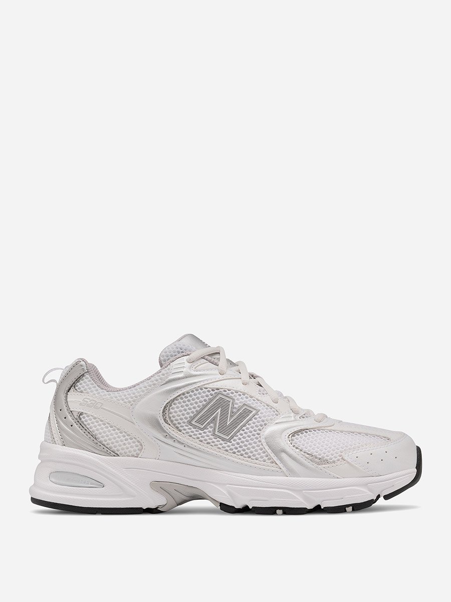 530 Sneakers