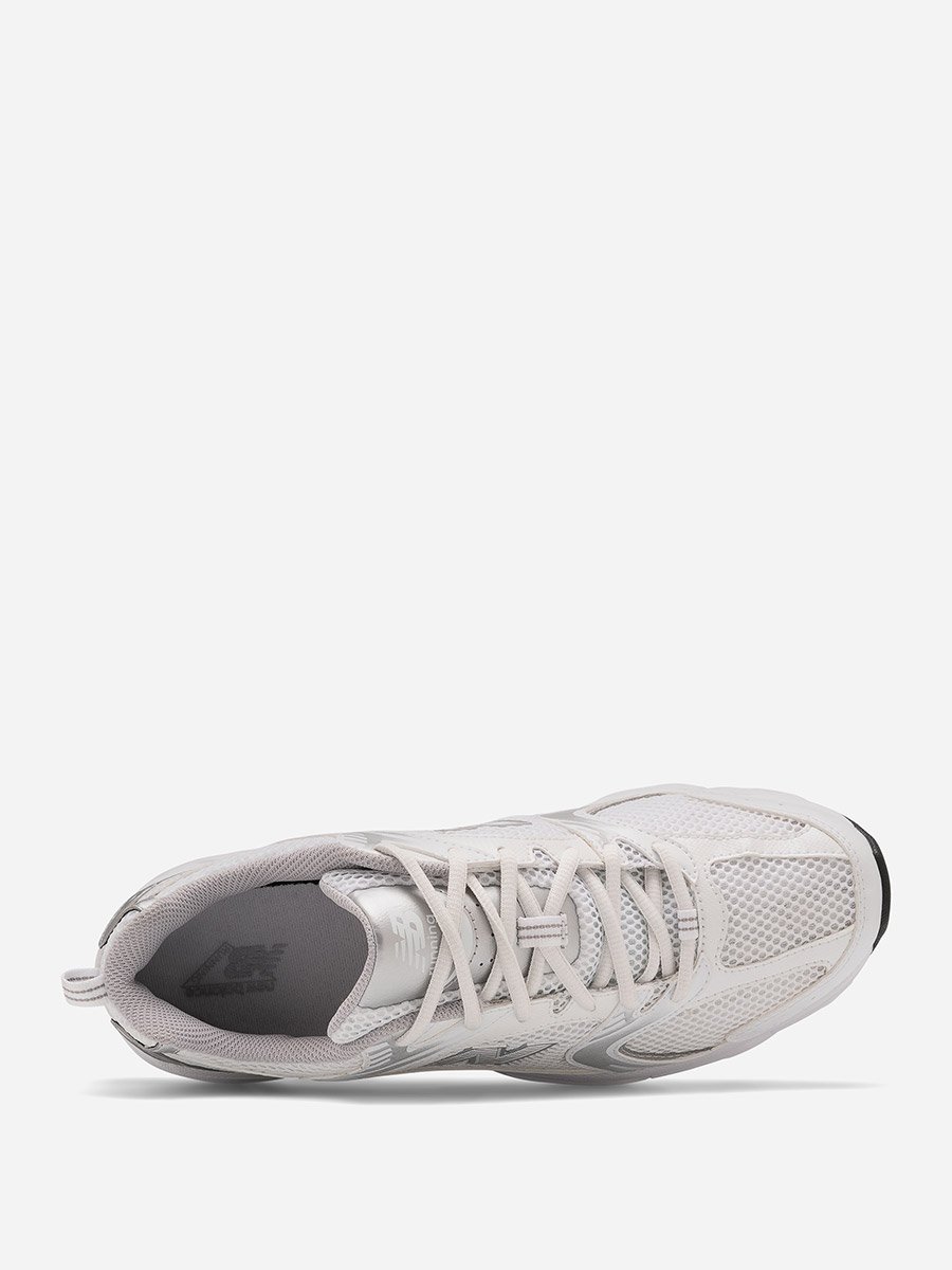 530 Sneakers