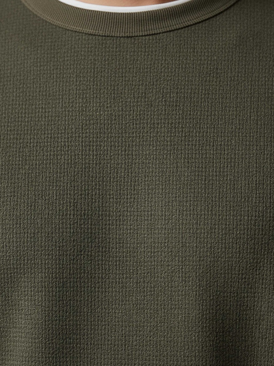 Men Slim Fit Textured Sweatshirt