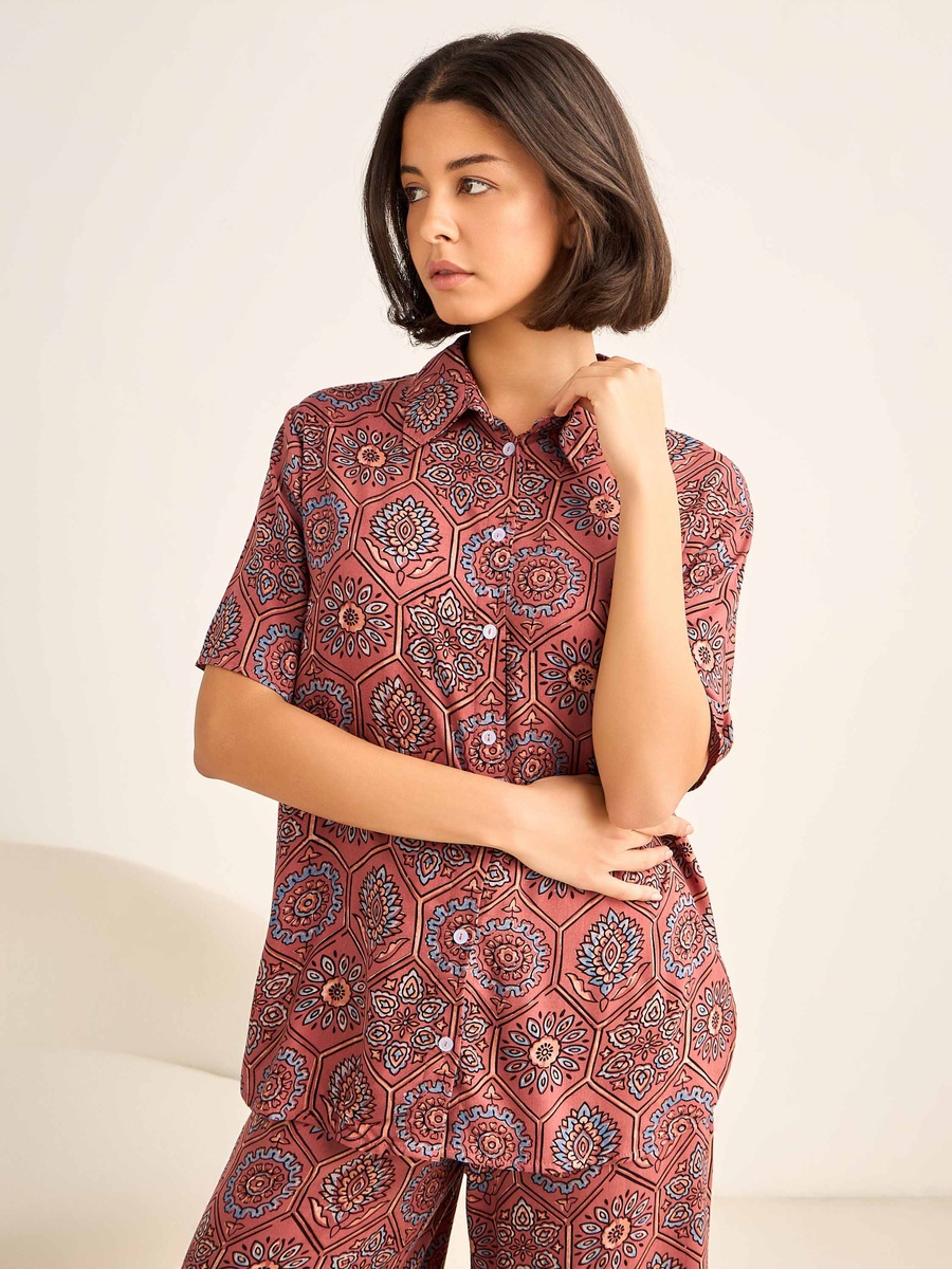 Pyjama Set with Button-Down Shirt and Trousers