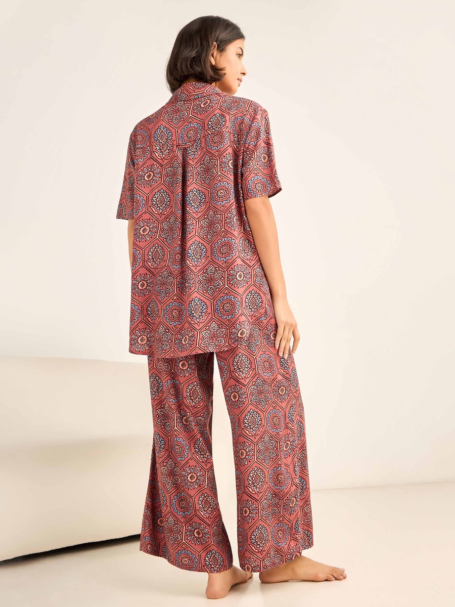 Pyjama Set with Button-Down Shirt and Trousers