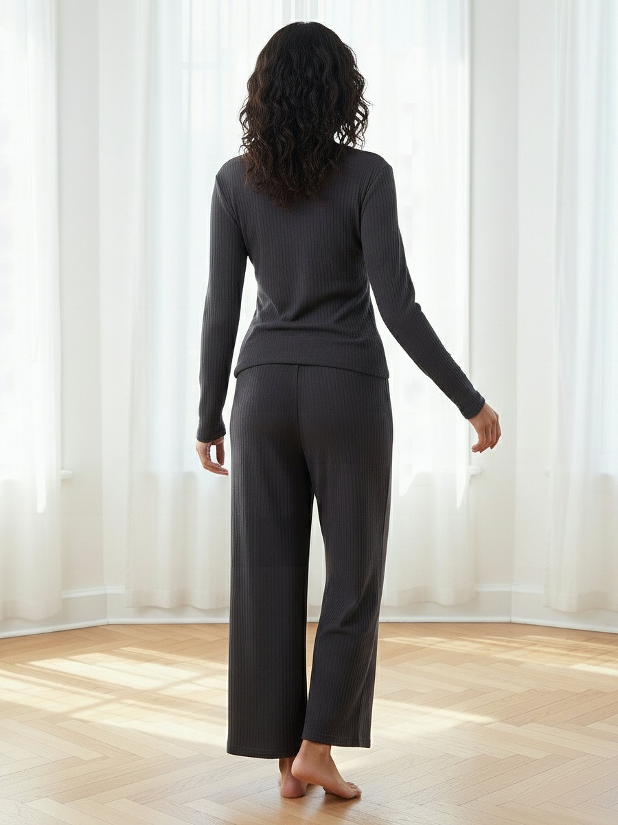 Pyjama Set with Ribbed Top and Pants