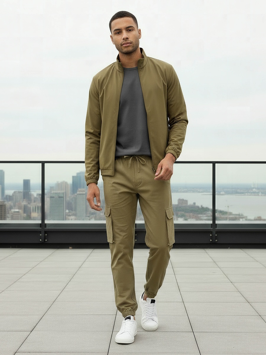 Men Cargo Joggers with Pockets