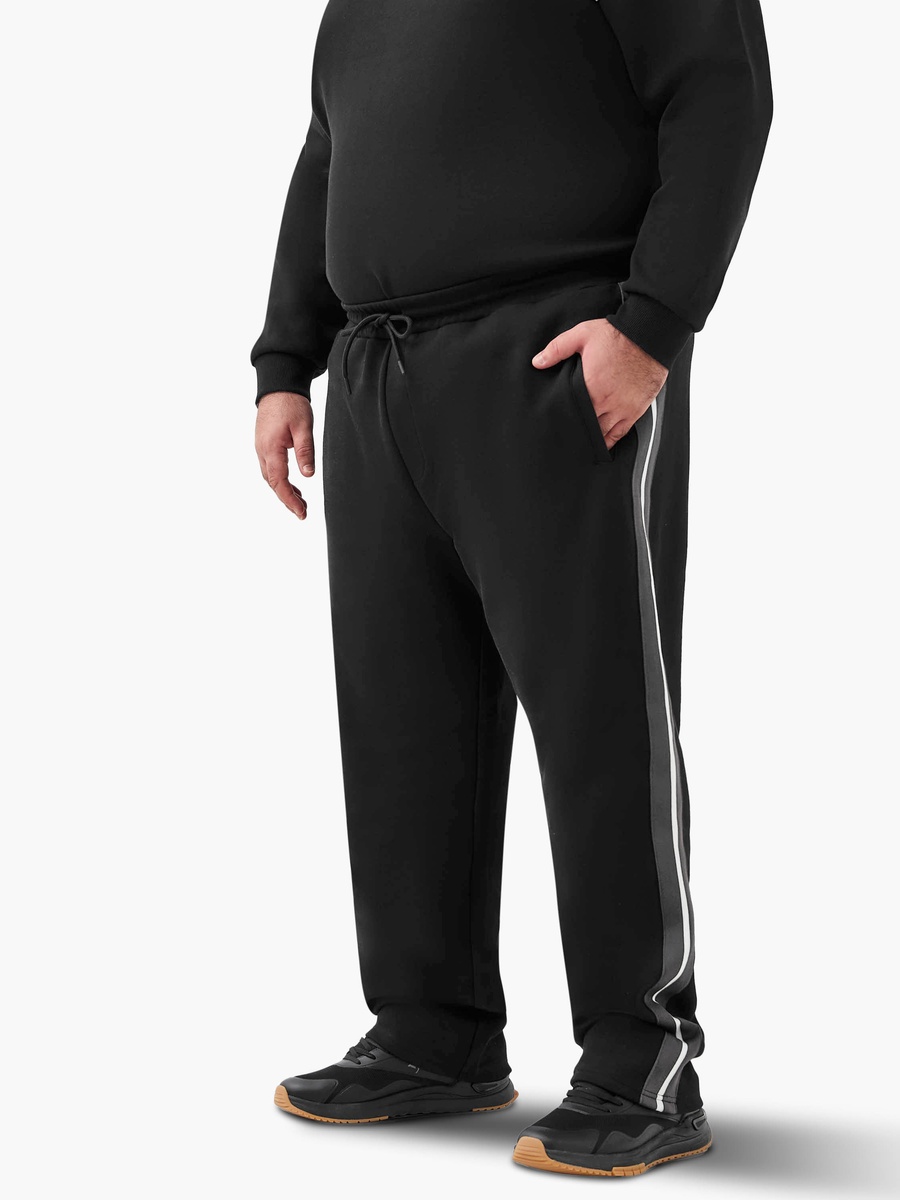 Men Relaxed Fit Joggers with Pocket