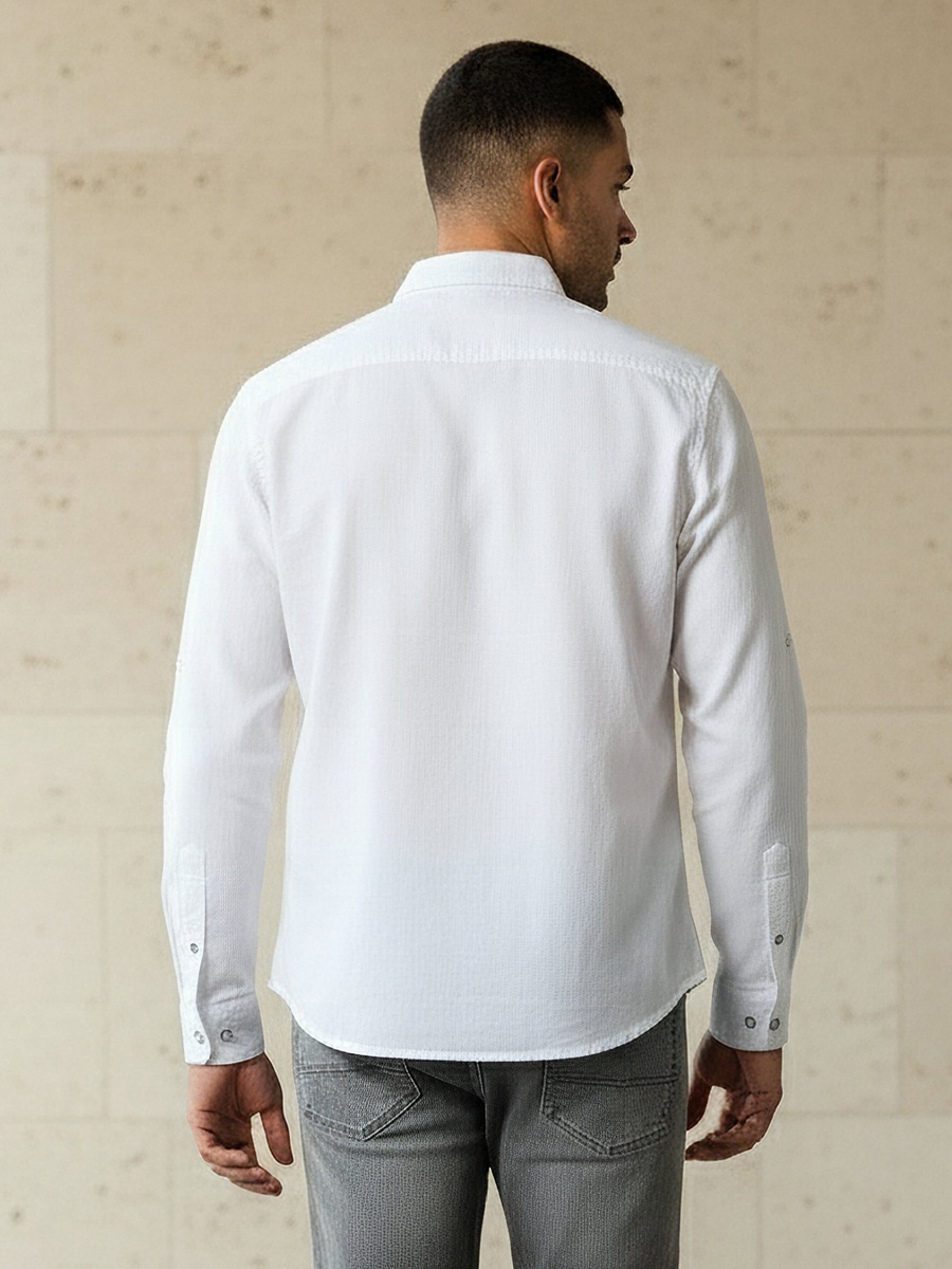 Men Regular Fit Collared Long Sleeves Denim Shirt