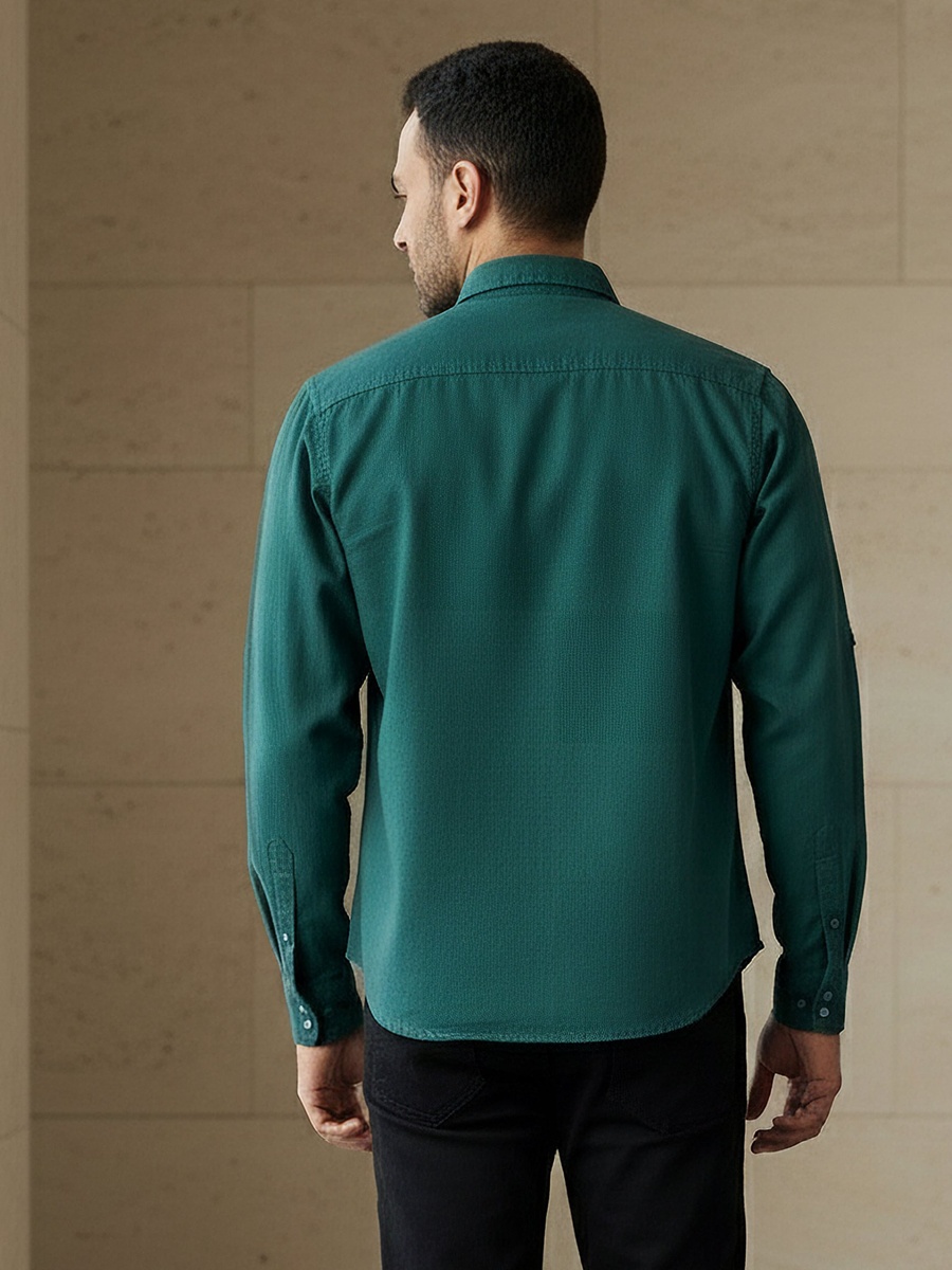 Men Regular Fit Collared Long Sleeves Denim Shirt