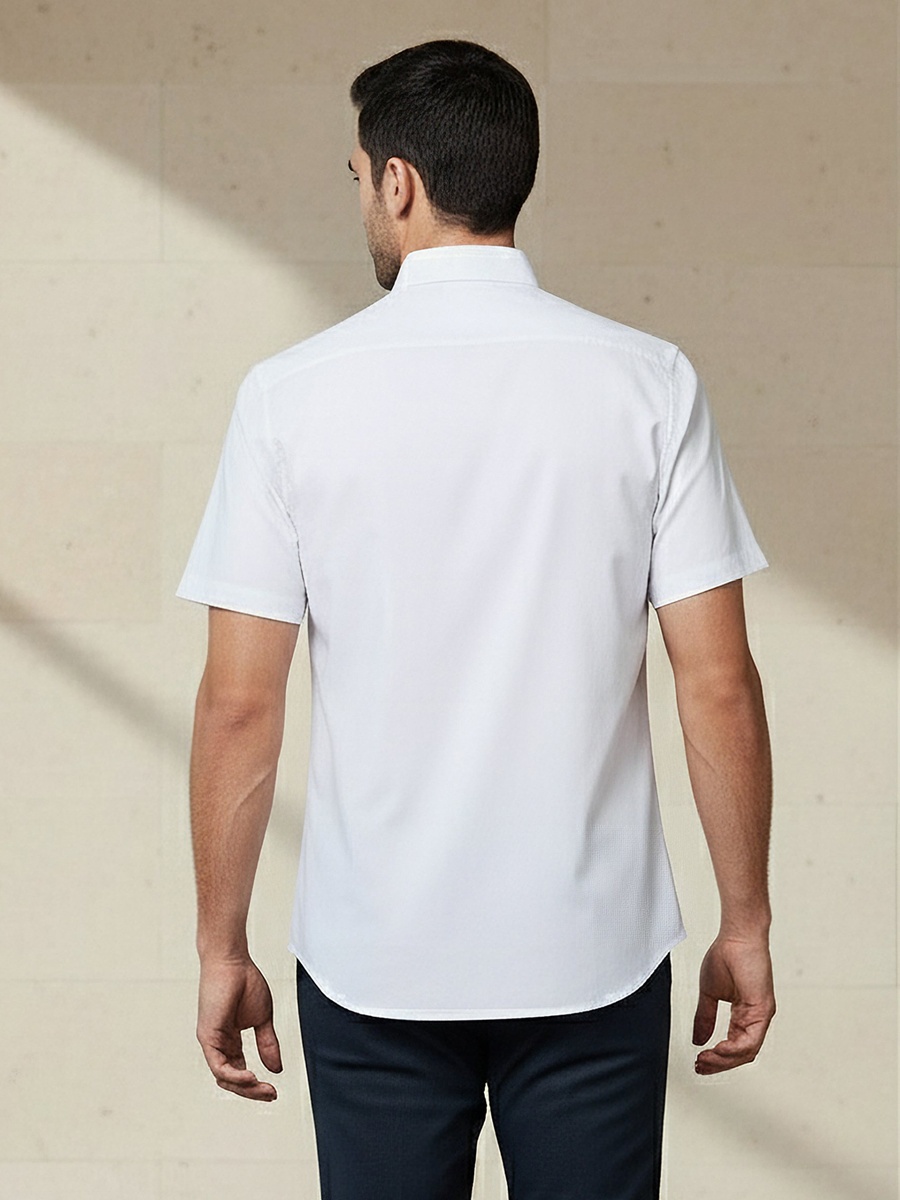 Men Regular Fit Button Down Collar Short Sleeve Shirt