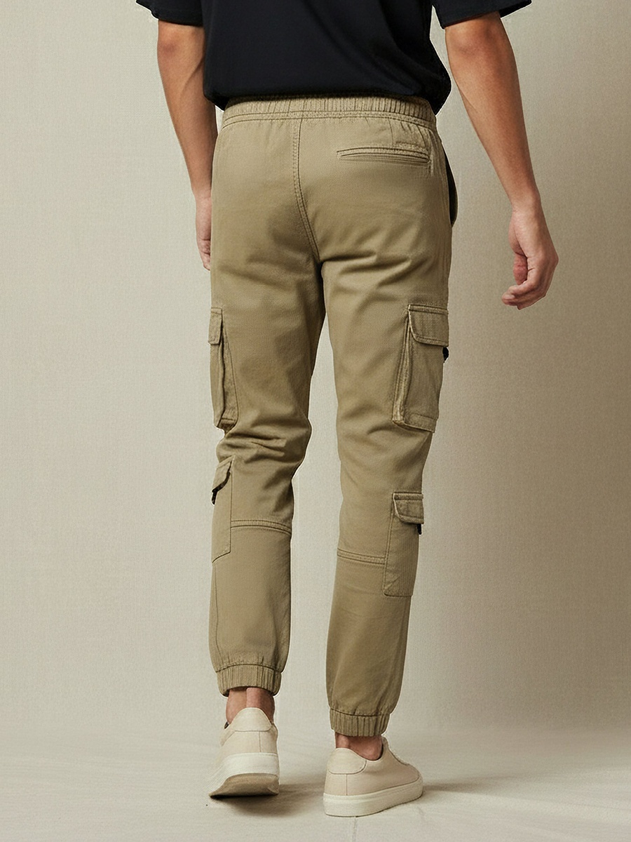 Men Regular Fit Cargo Trousers