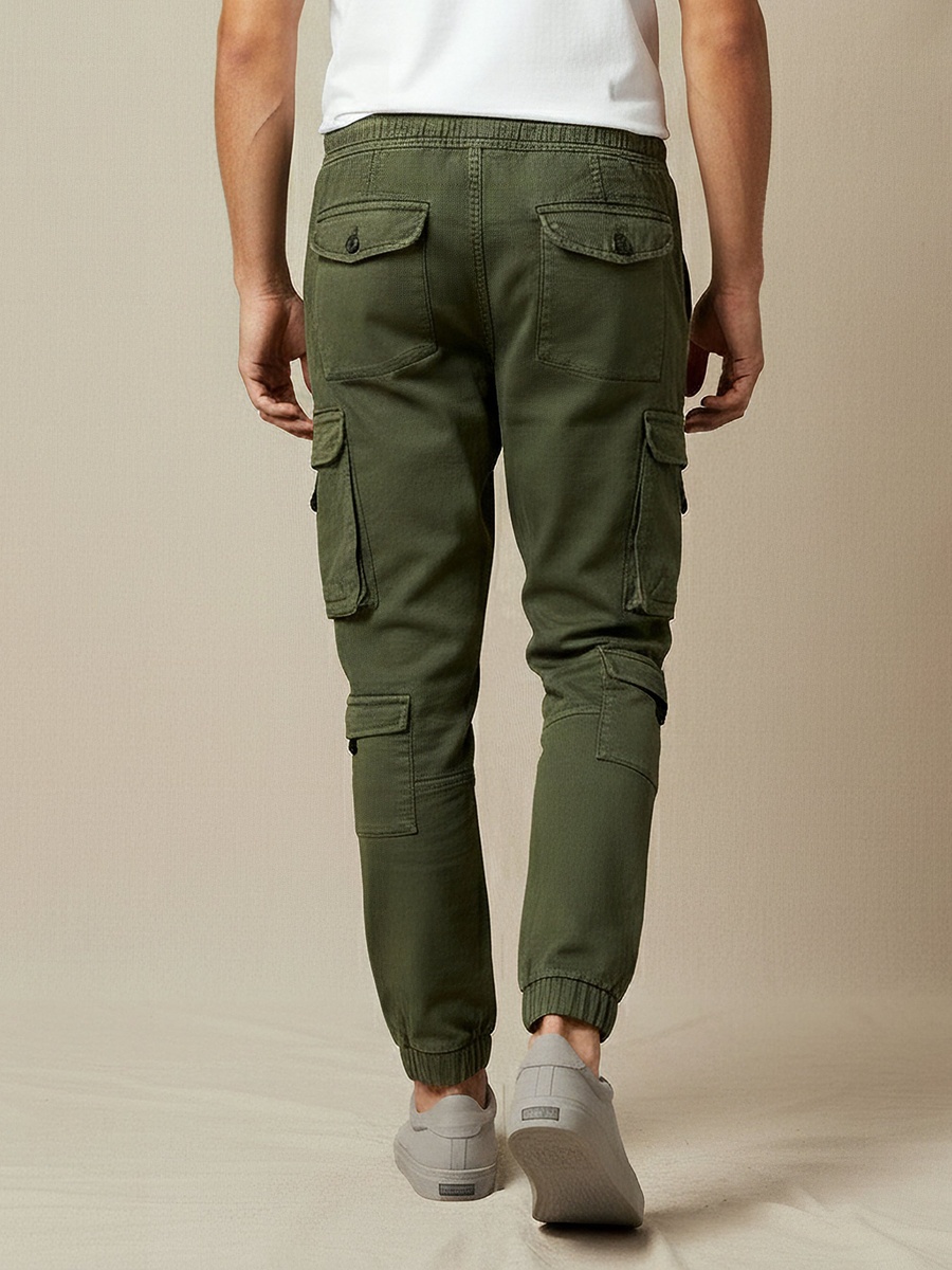 Men Regular Fit Cargo Trousers