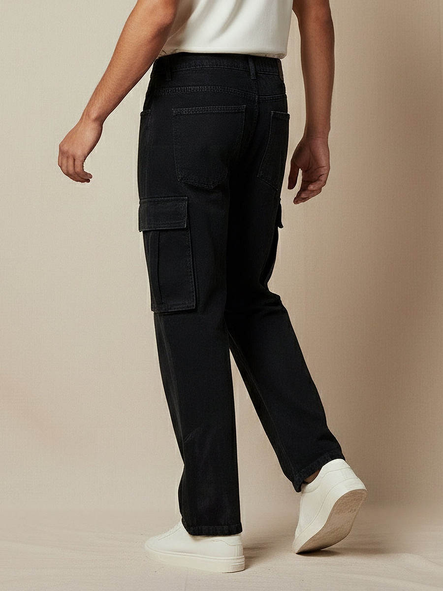 Men Regular Fit Mid-Rise Cargo Jeans