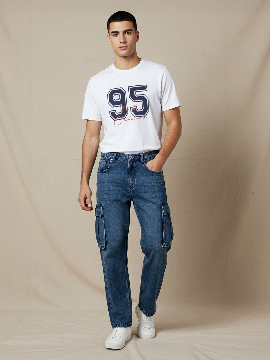Men Regular Fit Mid-Rise Cargo Jeans
