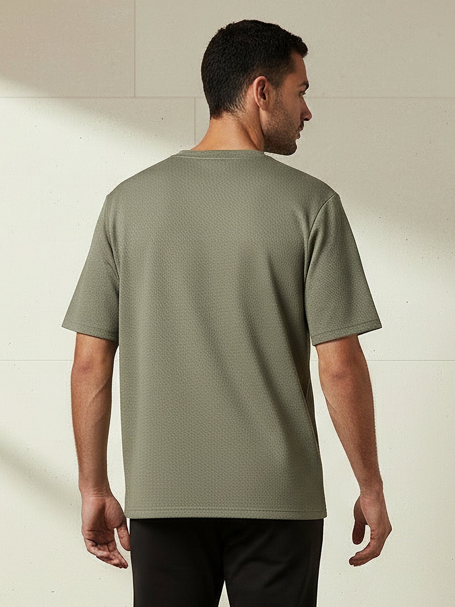 Men Regular Fit Crew Neck Short Sleeve Textured T-Shirt