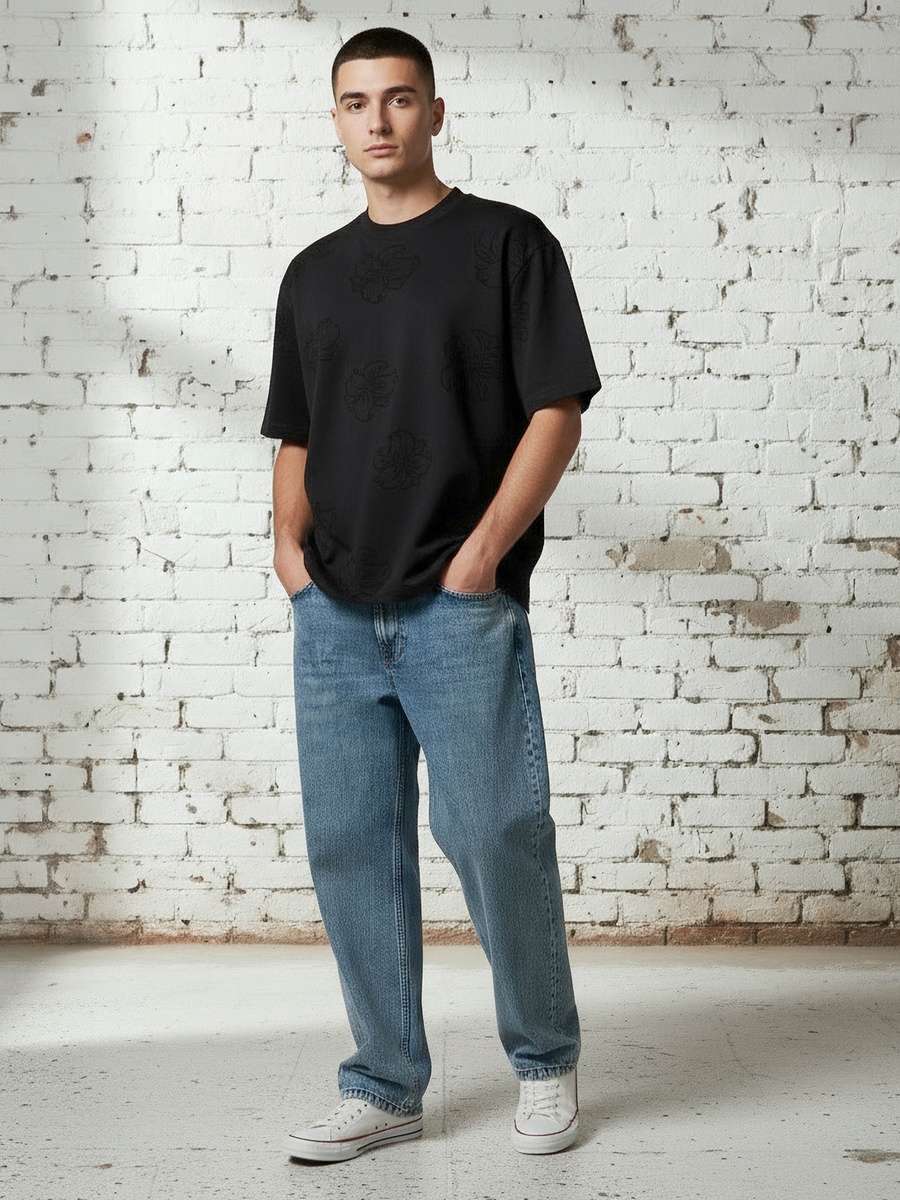 Men Regular Fit Crew Neck Short Sleeves Textured T-Shirt