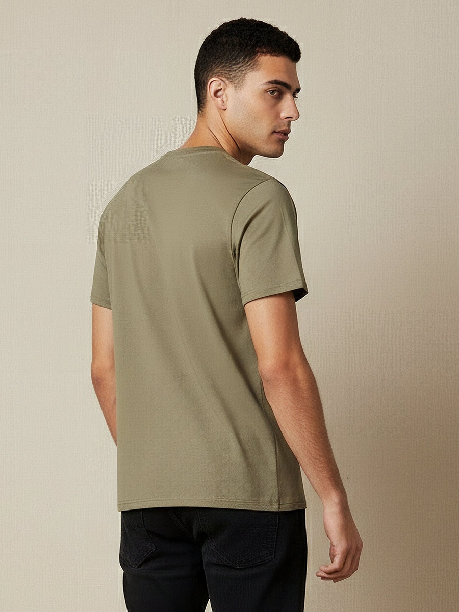 Men Regular Fit Crew Neck Short Sleeve Spy Family Print T-Shirt