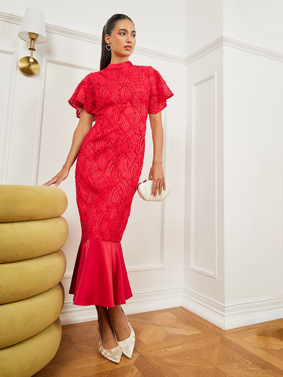 Red Lace Short Sleeve Mermaid Hem Midi Dress For Women at Bahrain | Styli