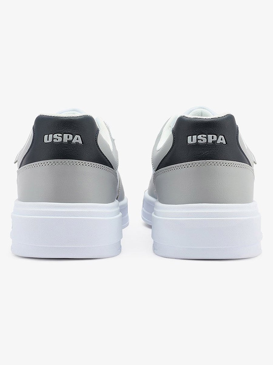 Men White Classic Low-Top Sneakers with Lace-Up Design