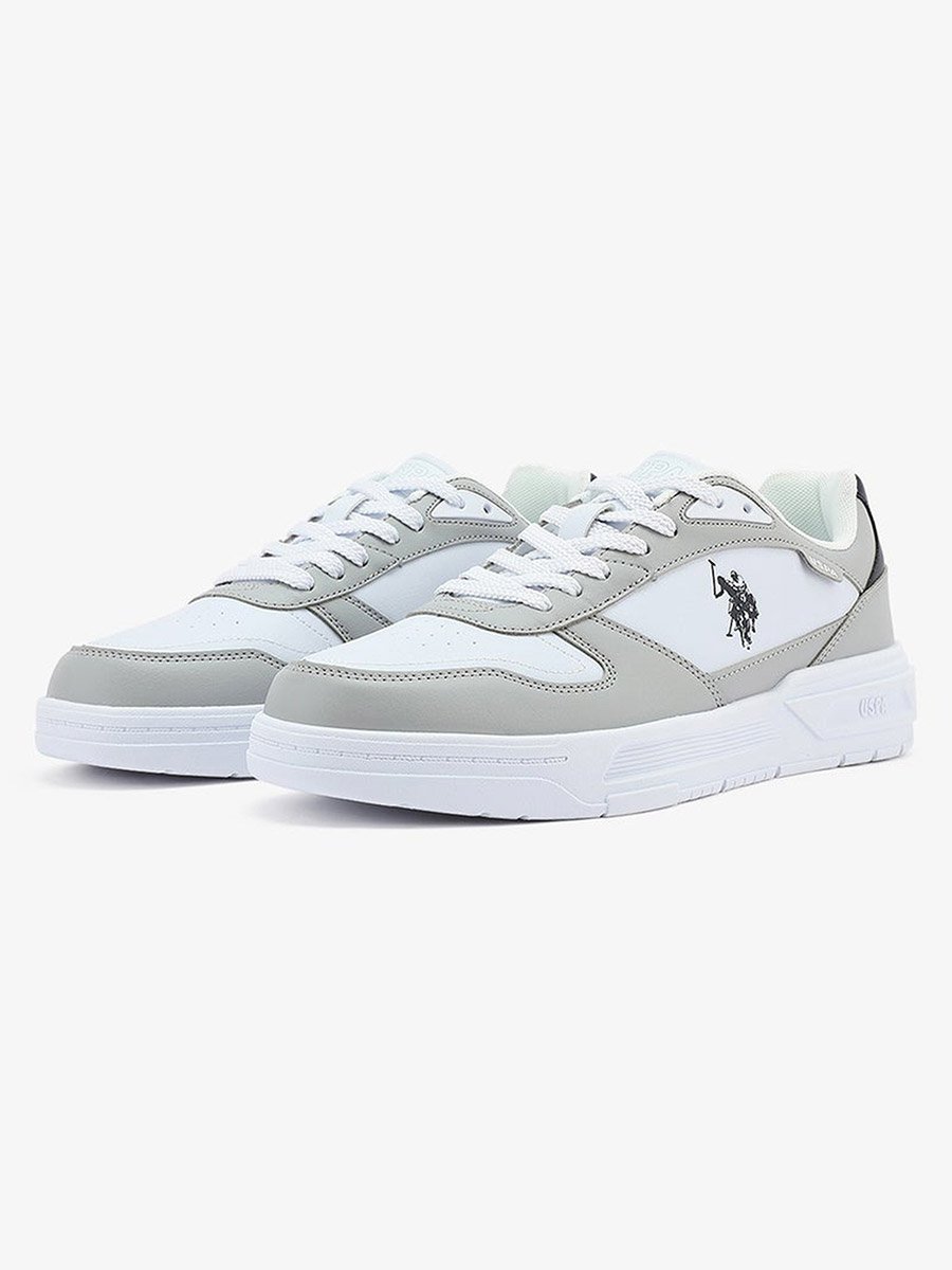 Men White Classic Low-Top Sneakers with Lace-Up Design