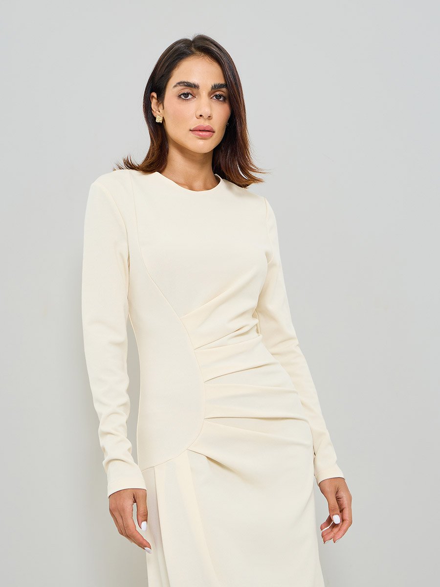Off White Solid Gathered Details Long Sleeves Midi Dress