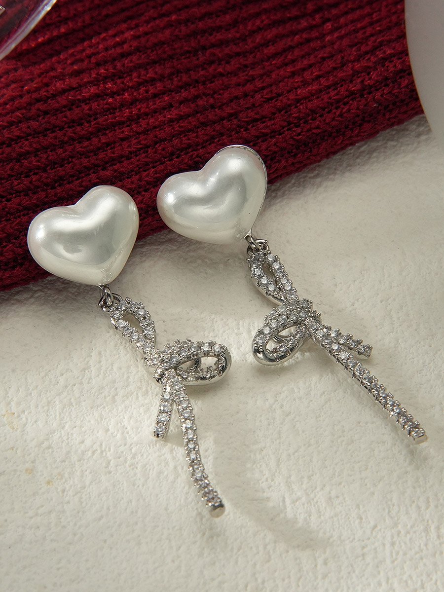 Heart Shape Faux Pearl Embellished Knot Earrings