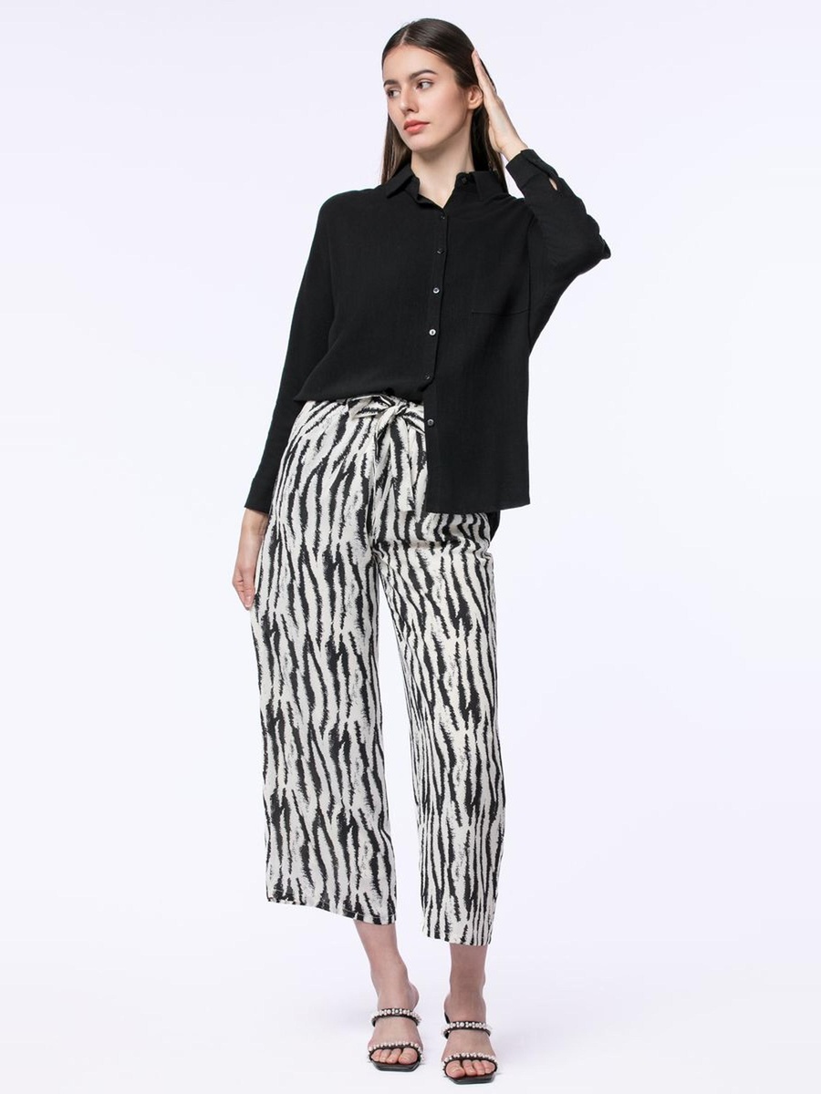 Printed Cropped Pants