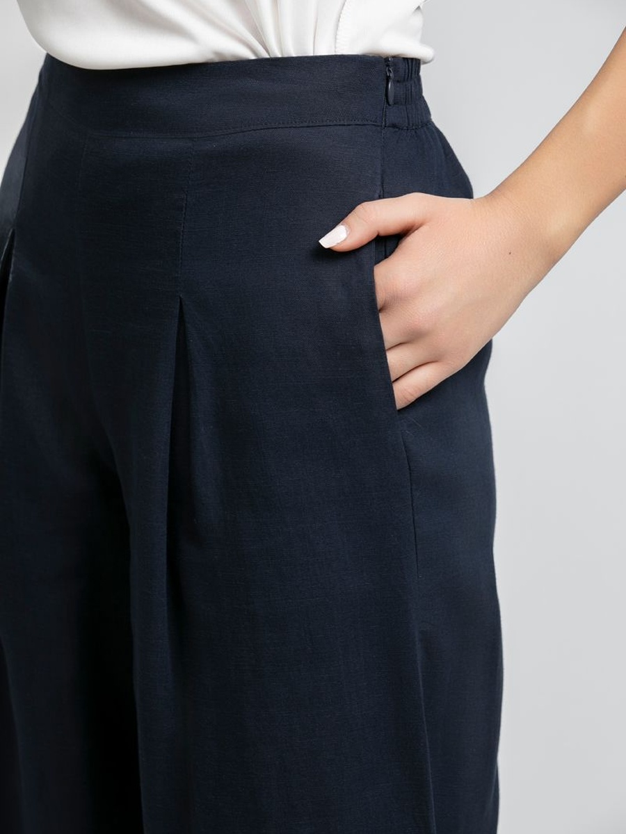 Wide Leg Pleated Pants