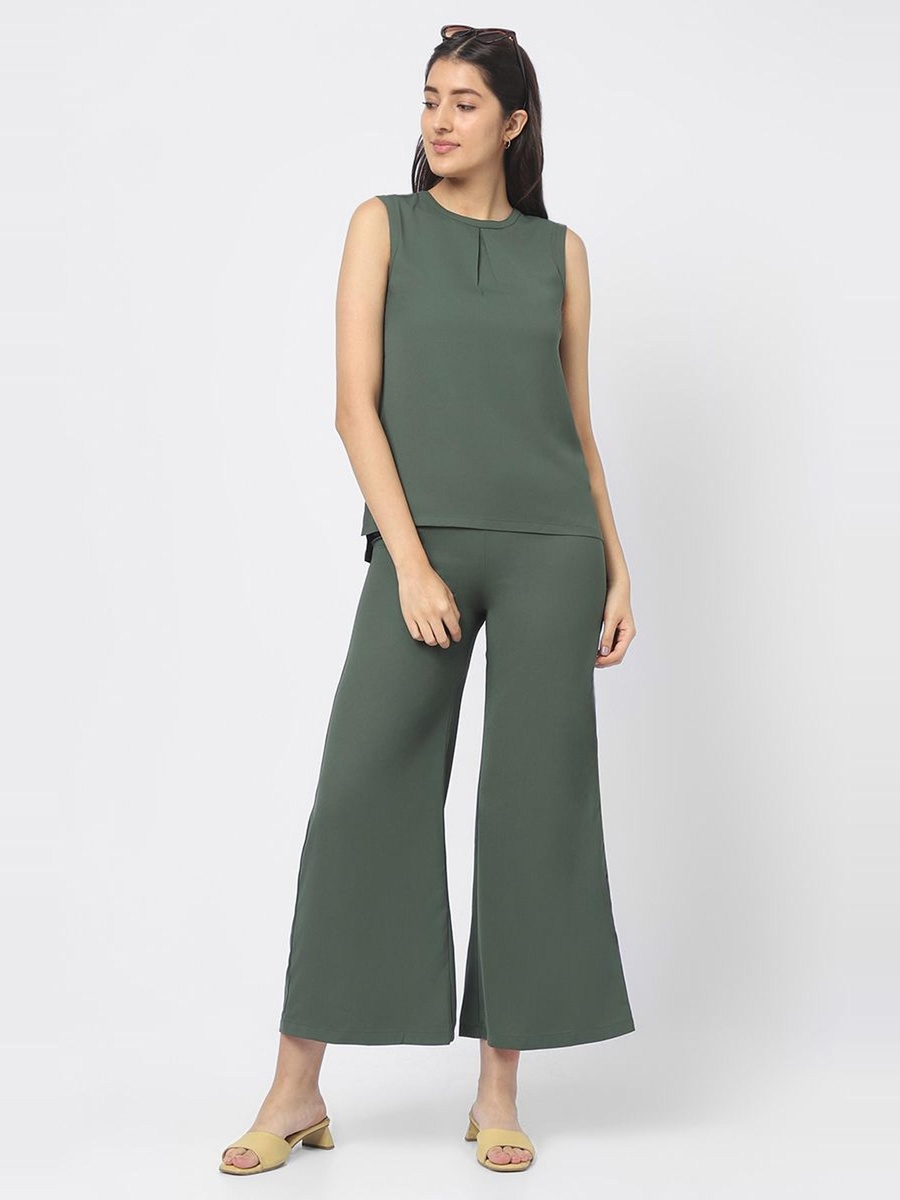 Plain Flowy Pants