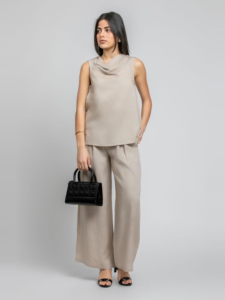 Wide Leg Pants with Front Pleats