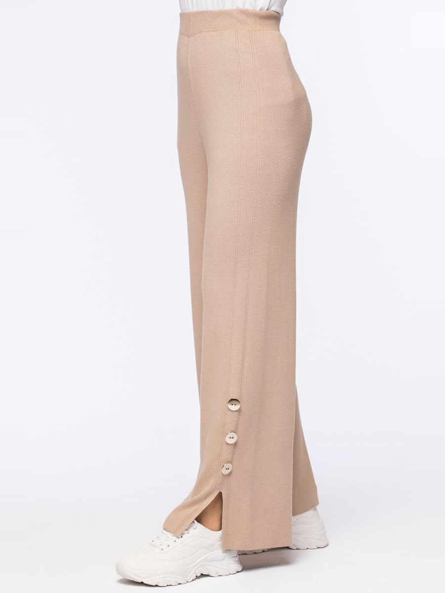 Knitted Pants with Buttons and Slits