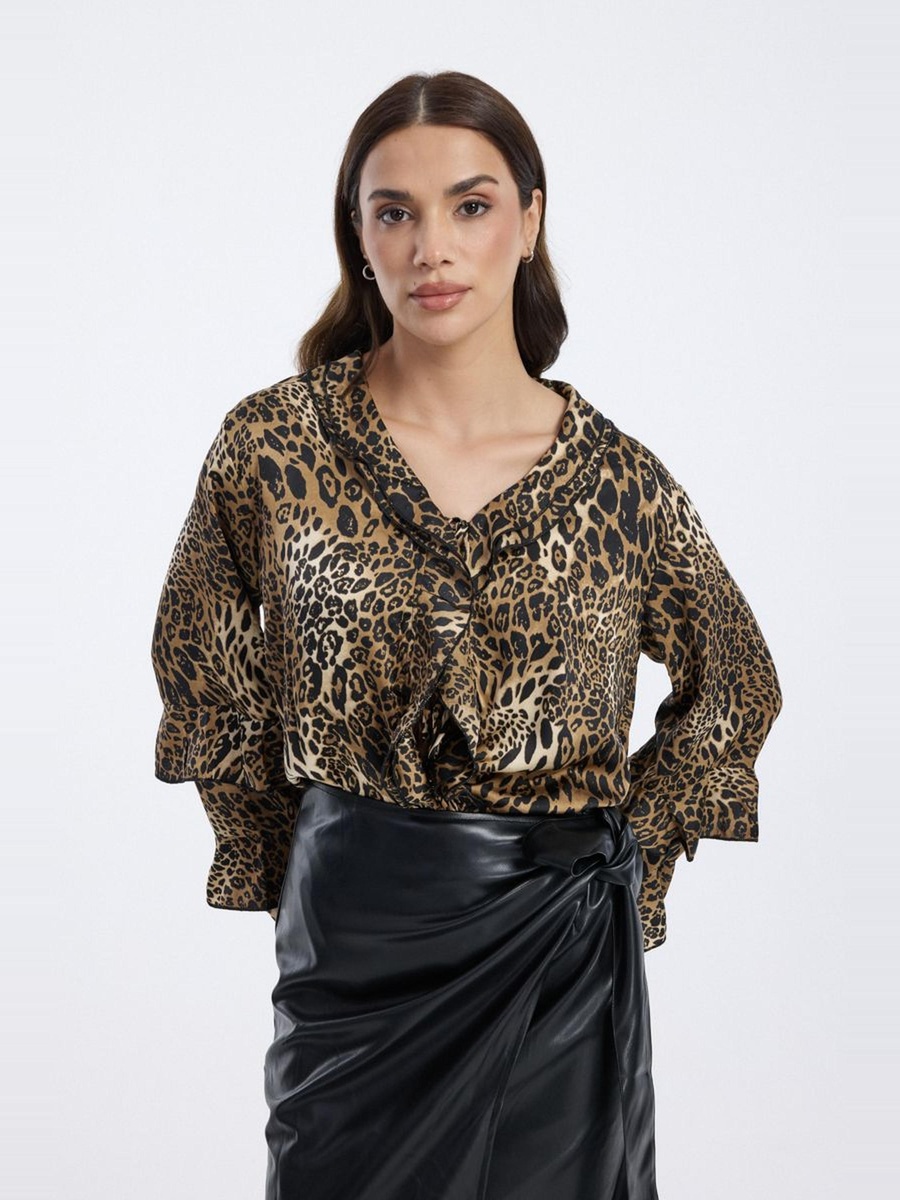 Blouse with Ruffle Detail