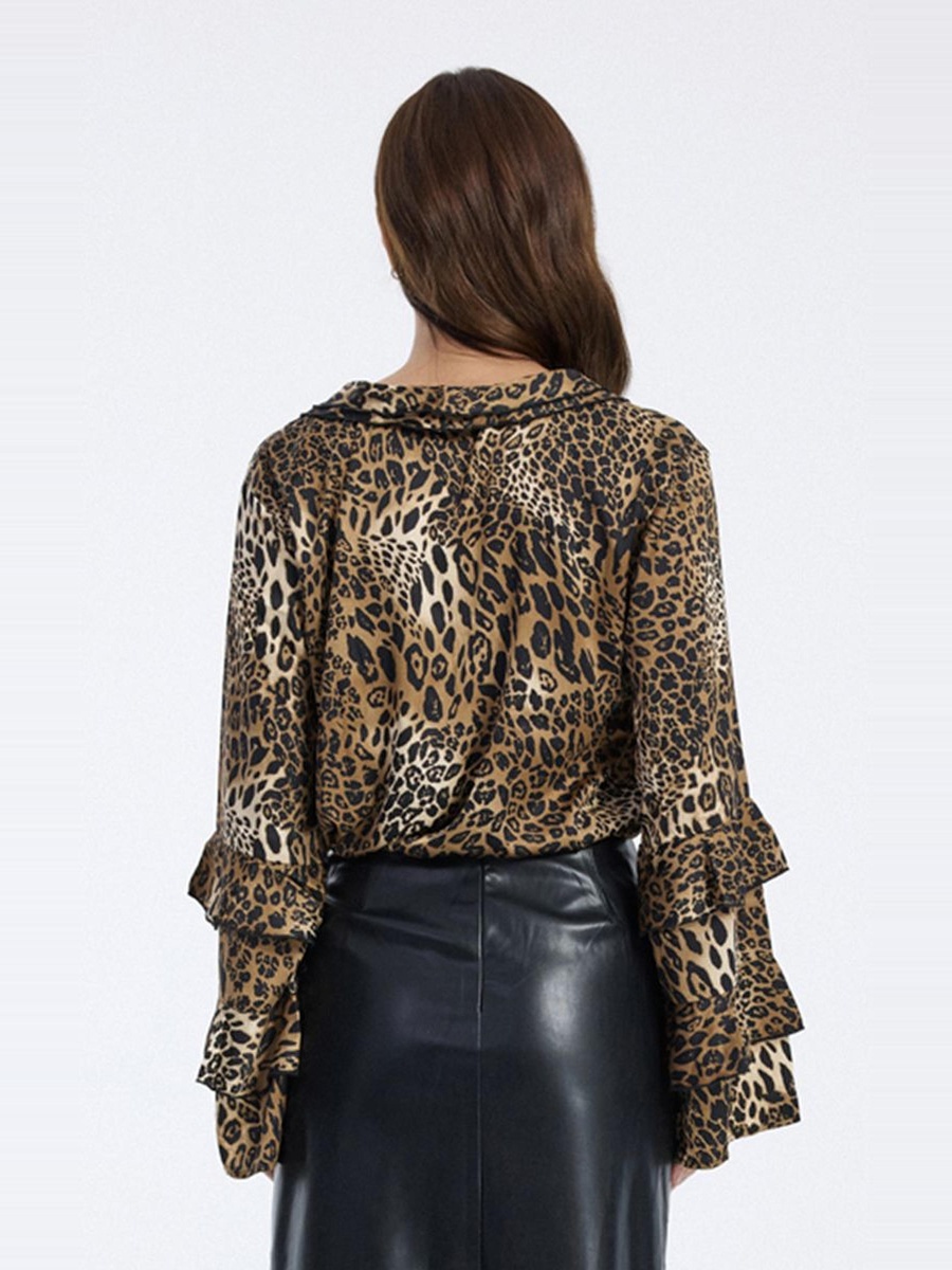 Blouse with Ruffle Detail
