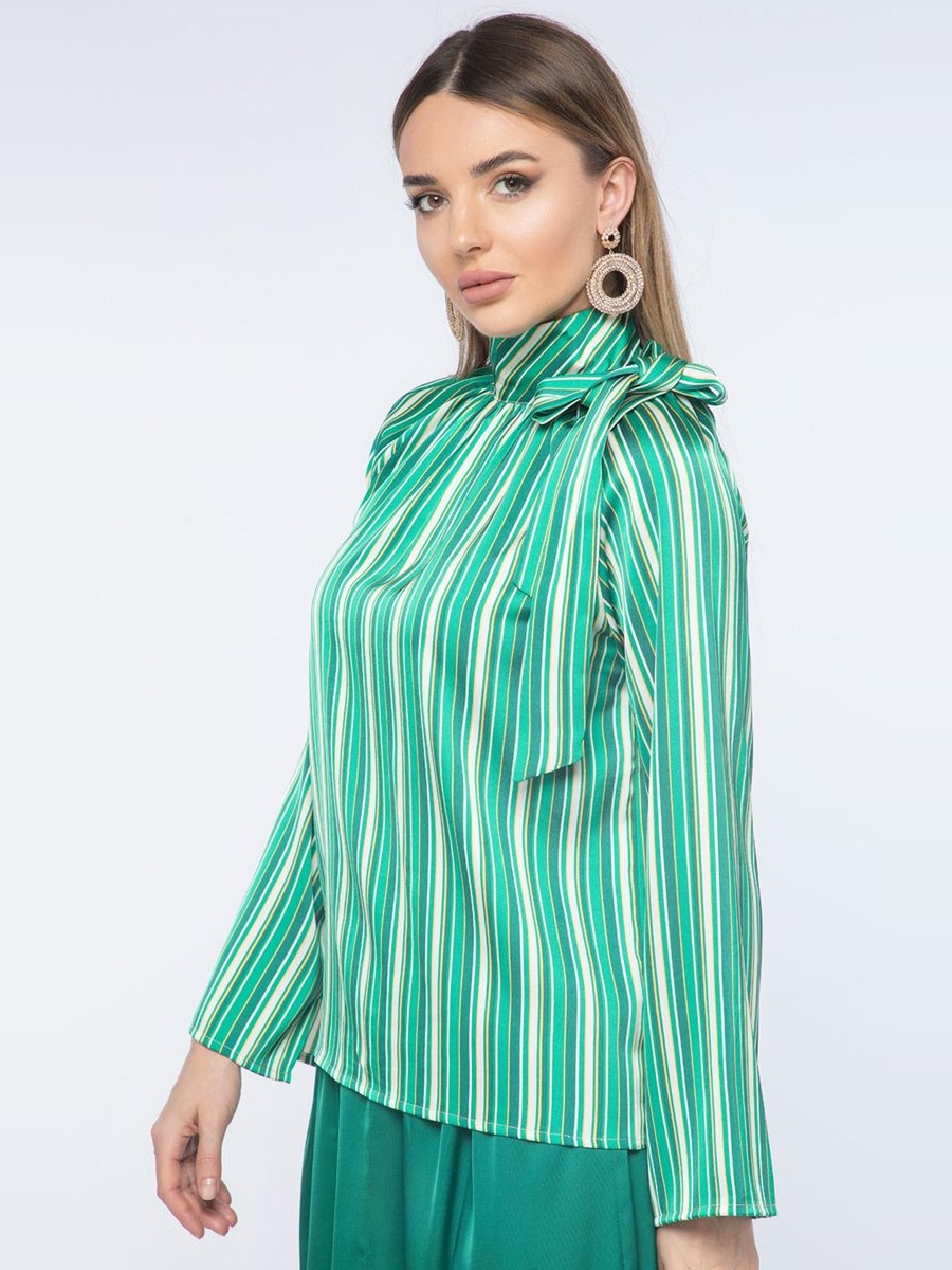 بلوزة ساتان مخططة