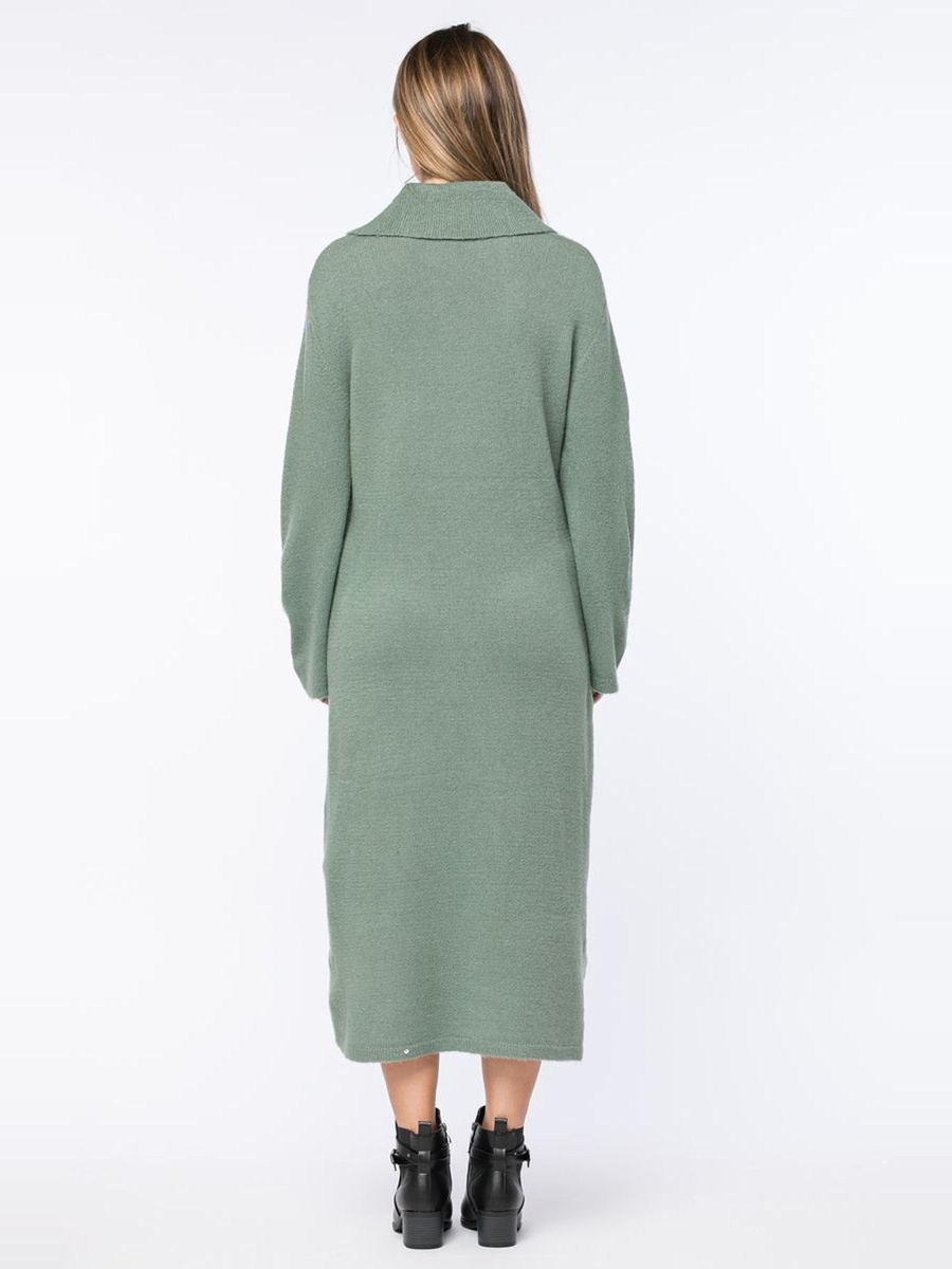 Knitted Dress with Classic Collar