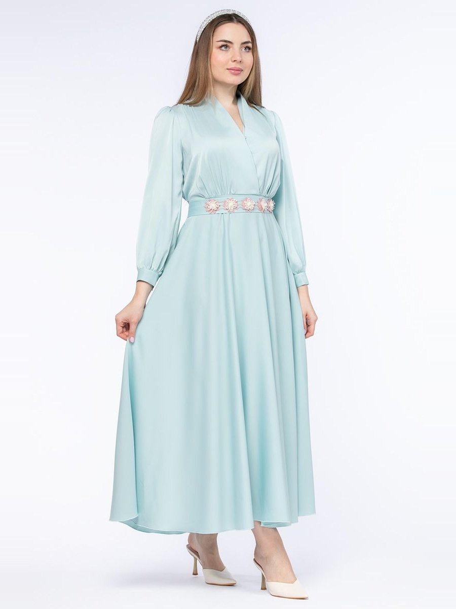 Dress with Embroidery Flowers