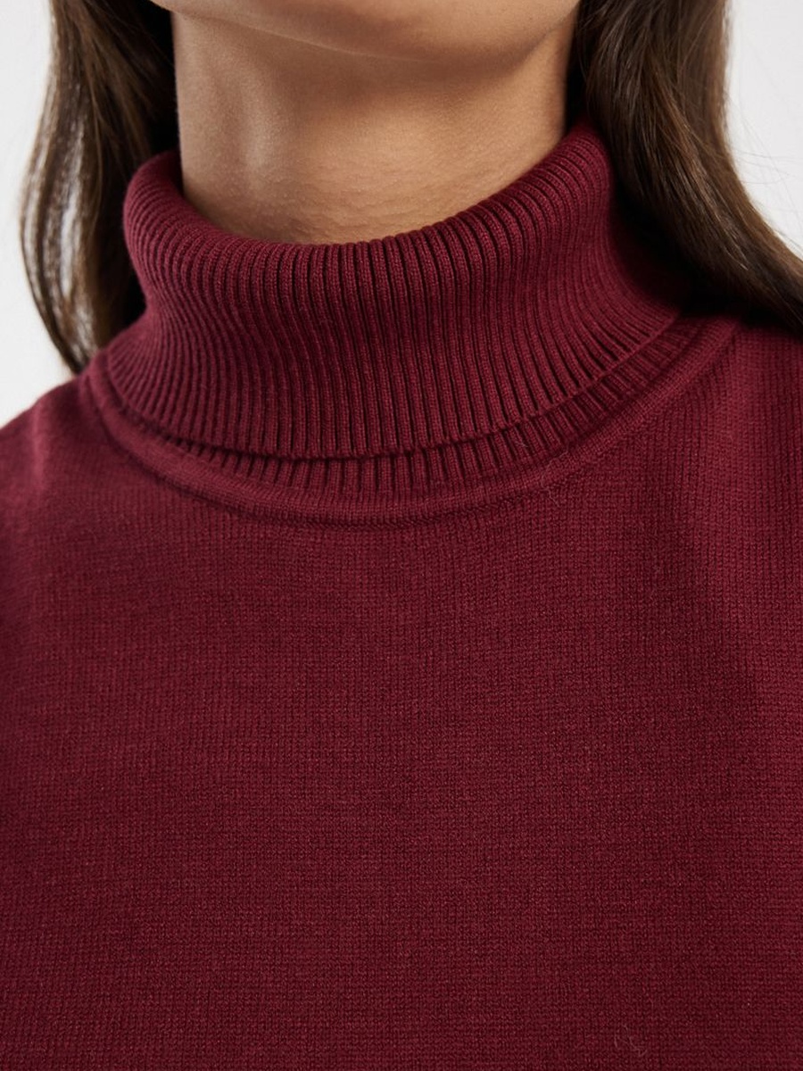 Sleeveless Knitted Sweater
